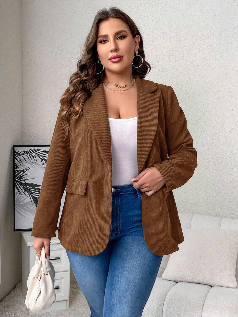 Blazer Alongado Moderno Plus Size - tassiniSKU_1713755646358_476tassinitassini(A006)1713755646358/95Blazer Alongado Moderno CastanhoGColete Plus Size, blusa feminina plus size, blezer plus size, blazer plus size feminino, blazer plus size, blazer over size, blazer feminino plus size preto, blazer feminino plus size, blazer feminino plus, blazer feminino branco plus size, blaze plus size,