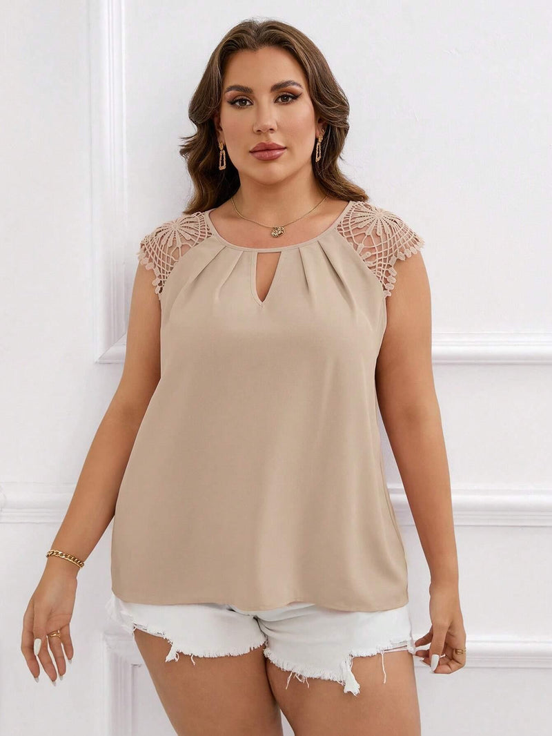 Blusa Detalhe Ombro a Ombro Plus Size - tassiniSKU_1713793383982_562tassinitassini(A032)1713793383982/178Blusa Detalhe Ombro a Ombro PretoGcamisa feminina, blusas plus size feminina, blusas plus size, blusas femininas, blusa social feminina, blusa feminina plus size, blusa branca feminina,