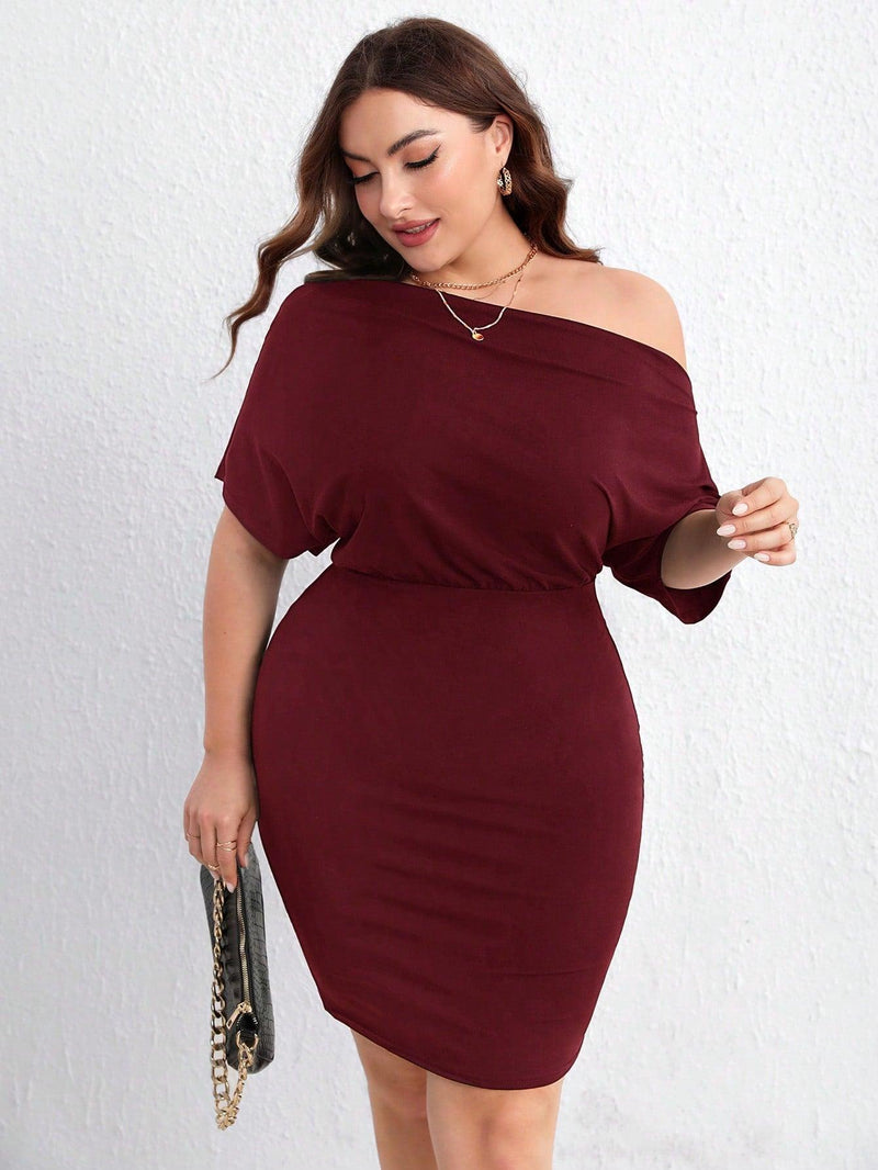 Vestido Midi Ombro A Ombro Plus Size - tassiniSKU_1713404929540_778tassinitassini(A062)1713404929540/279Vestido Midi VinhoGvestido midi plus size, vestido plus size midi, vestido preto plus size, vestidos plus size para festa, vestido plus size curto, vestidos plus size longo, vestido plus size midi, moda festa plus size, vestido verde plus size,